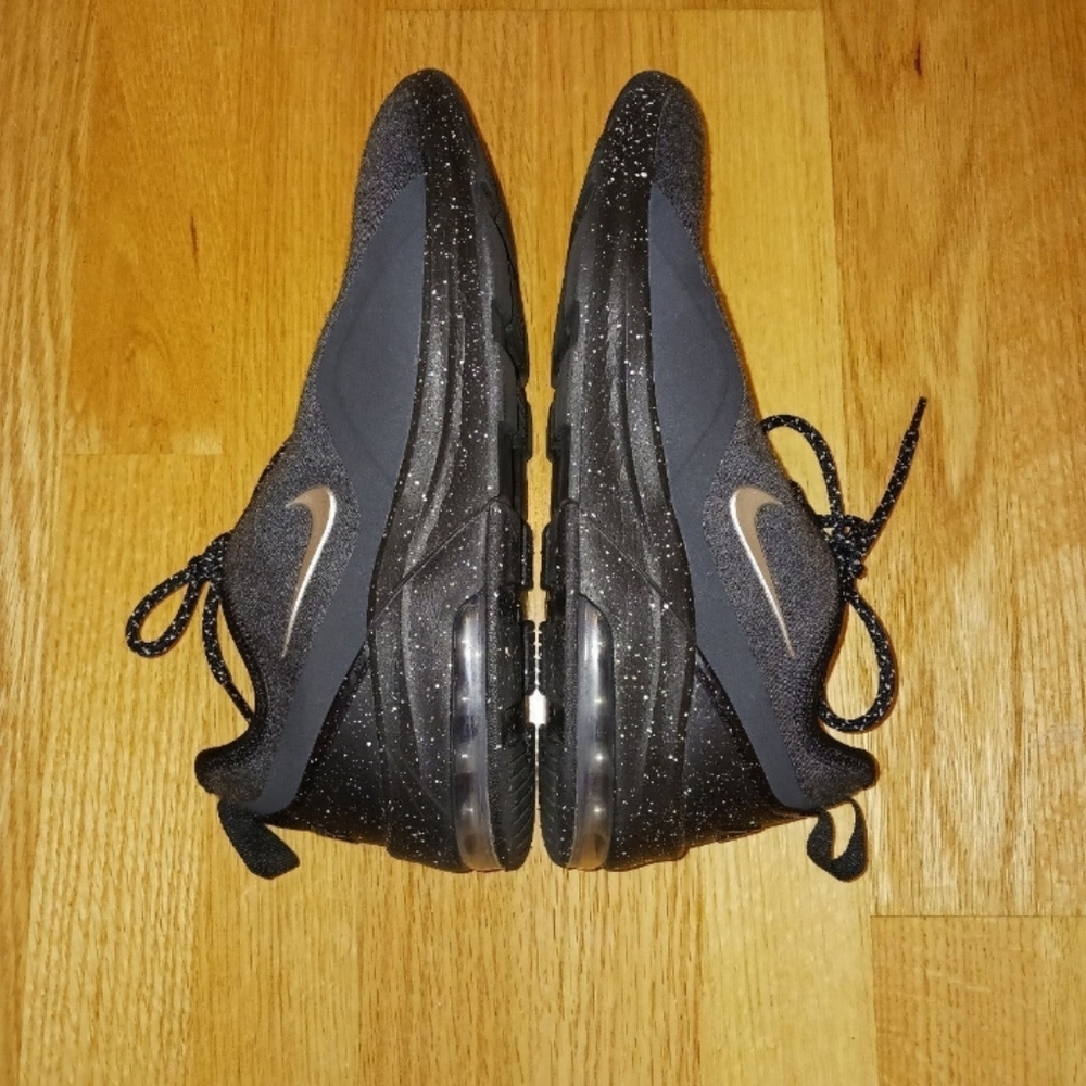 Last call Nike Air motion 2 size 9 men/10.5 women - Picture 6 of 9